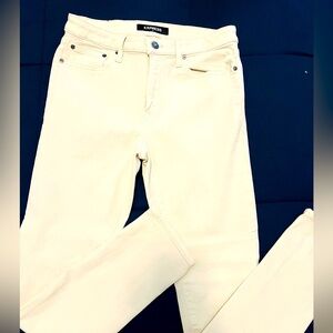 EXPRESS MENS SKINNY JEANS CREAM COLOR